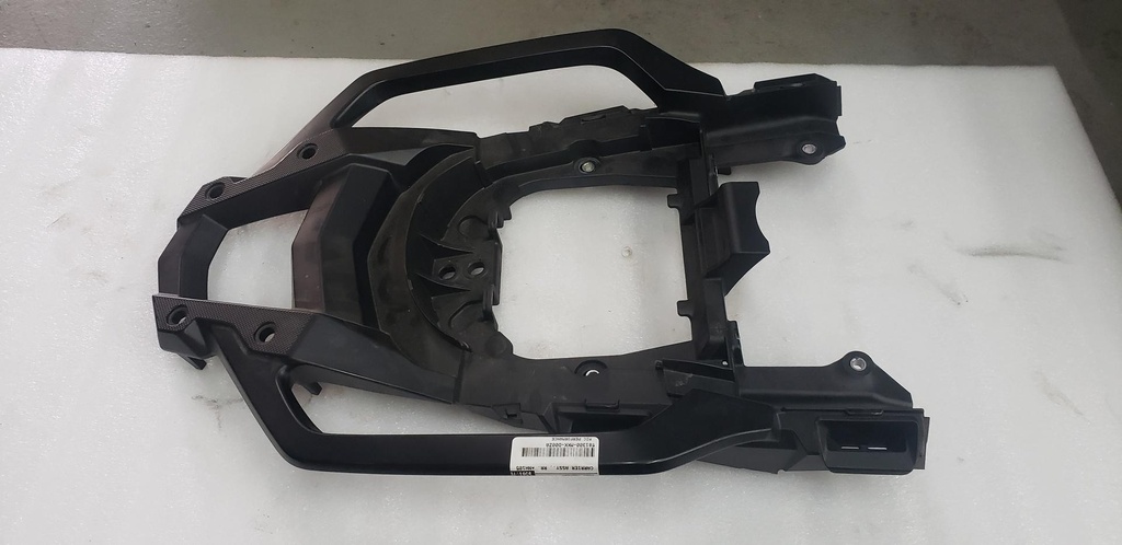 [81300-MKK-D00ZA-001] CARRIER ASSY., RR. *NH105 - 81300-MKK-D00ZA honda