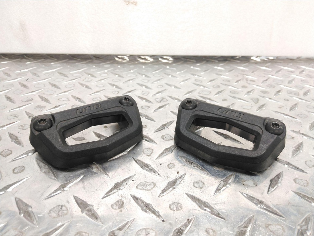 luggage rack base with hardware