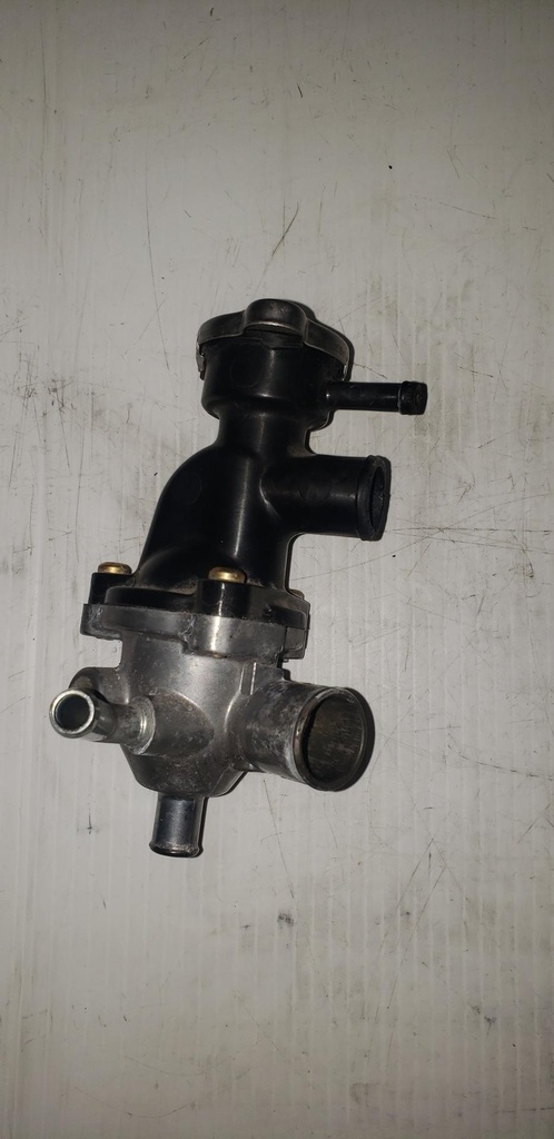 [8KCE24170000-001] housing, thermostat (8KCE24170000-001)