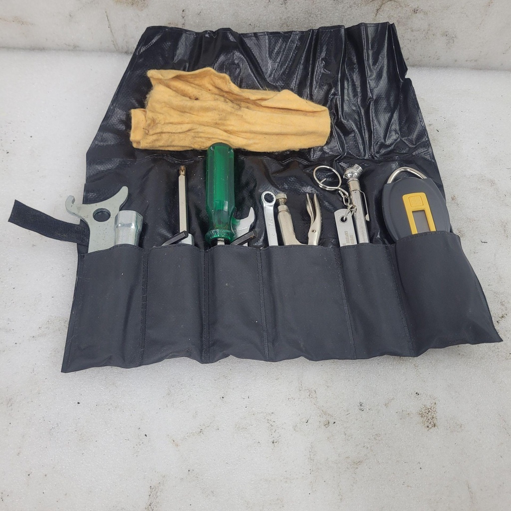 [704700113-001] (new ref. 704700160) owner tool kit