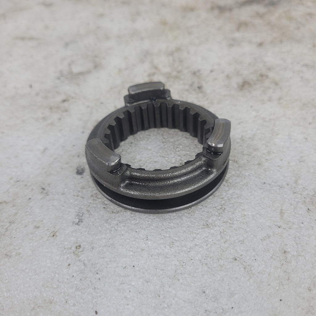 [29331-31G00-001] (new ref. 29331-31g10) dog, gear shift high