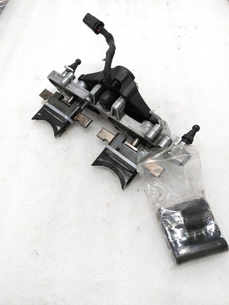 [420954051-001] exhaust valve upper (420954051-001)