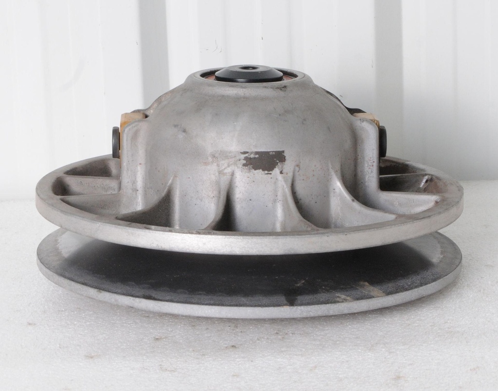 [1323410-001] DRIVEN CLUTCH ASSEMBLY