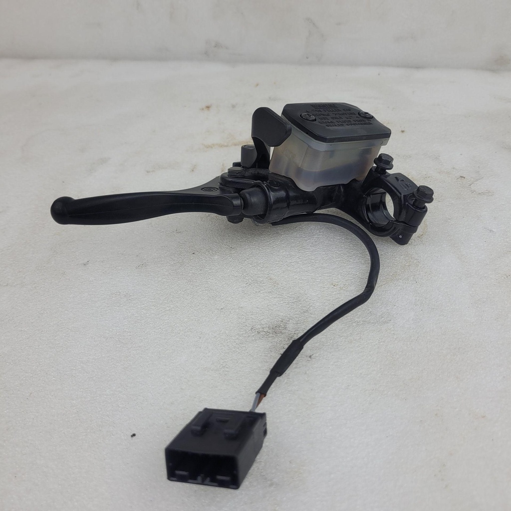[507032518-001] (new ref. 507032598) master cylinder ass'y (507032518-001)