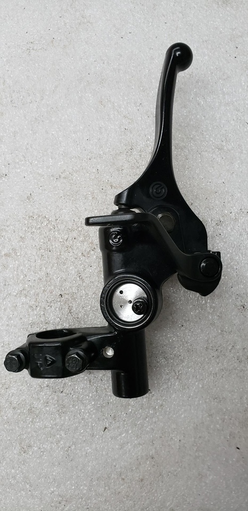 [507032598-001] master cylinder ass'y package sport (507032598-001)