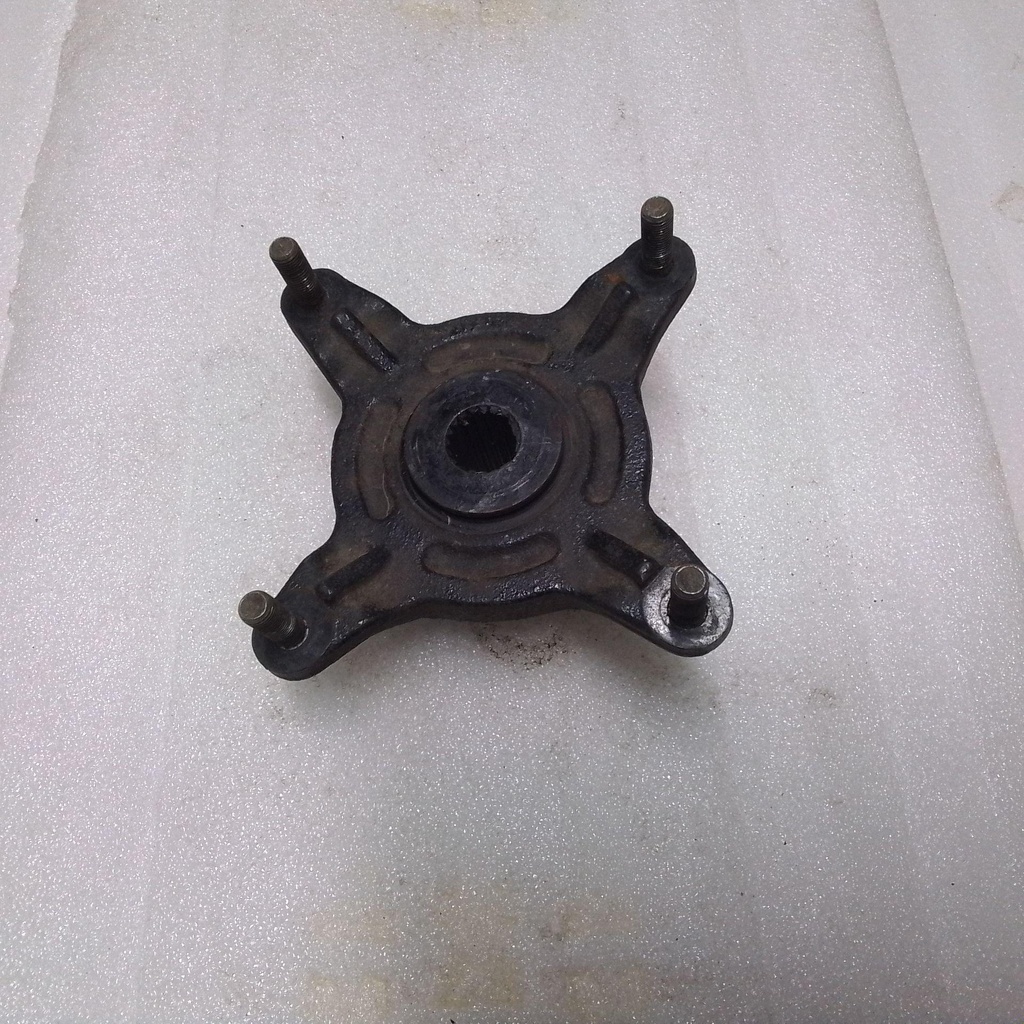 [5135207-001] wheel hub (5135207-001)