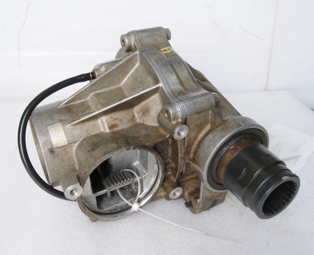 [3B4461600000-] Front Axle Gear Case Comp