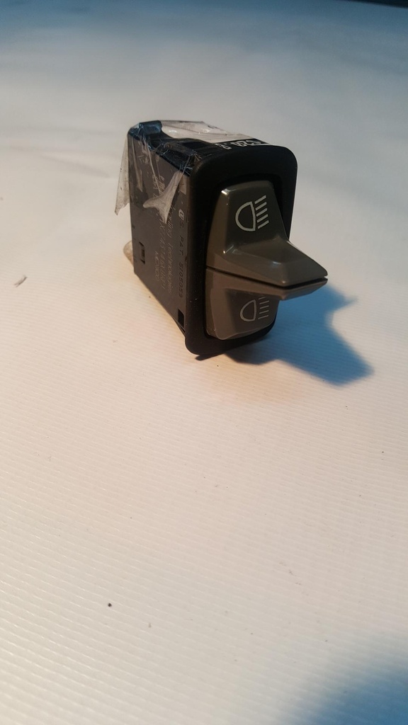 [515177932-001] BRP Ski Doo Rocker Switch - 515177932 (515177932-001)