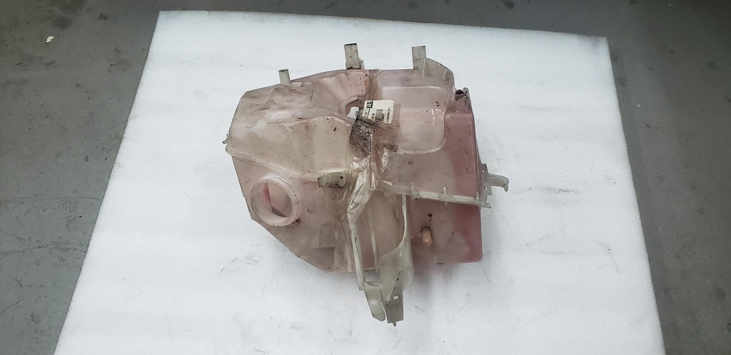 [519000278-001-DUP] oil tank (519000278-001)