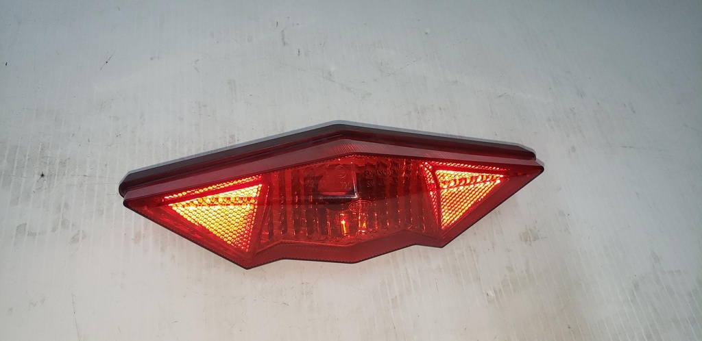 [520000587-001] rear light ass'y europe (520000587-001)