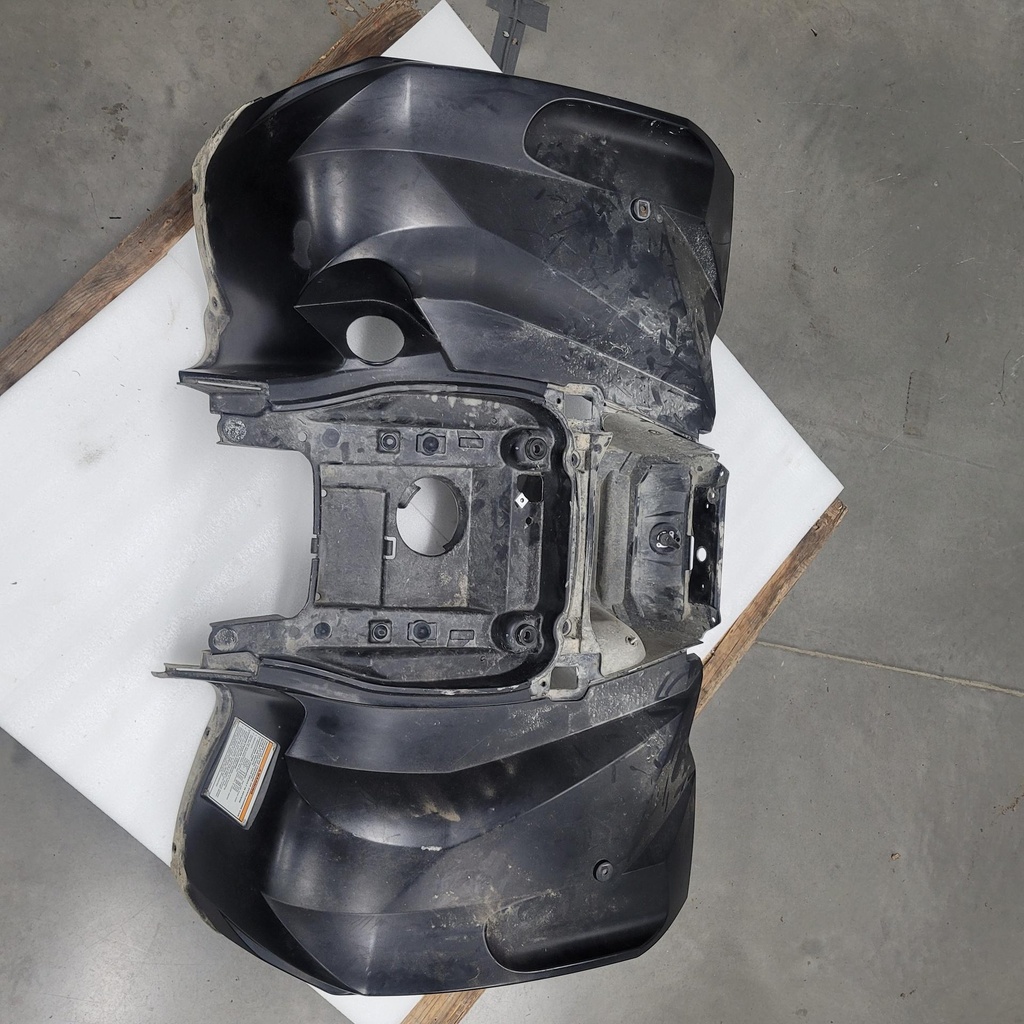 [2UDF1600J000-001] Rear Fender Assy