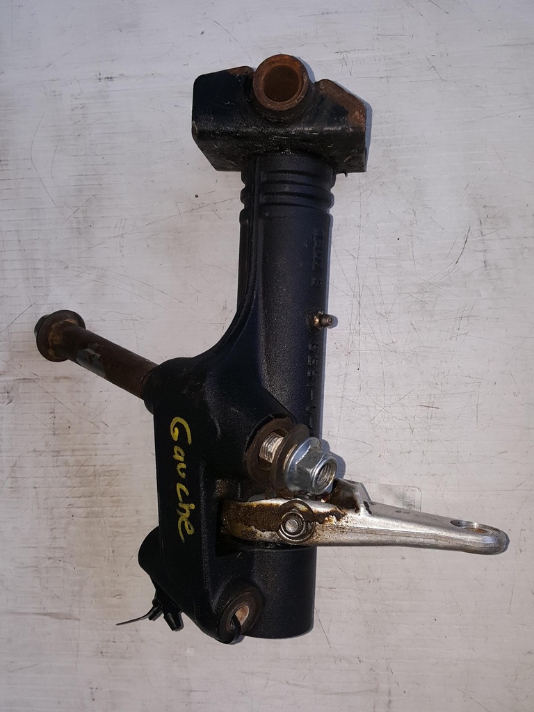 [8ES235011000-001] steering knuckle assy (left) (8ES235011000-001)