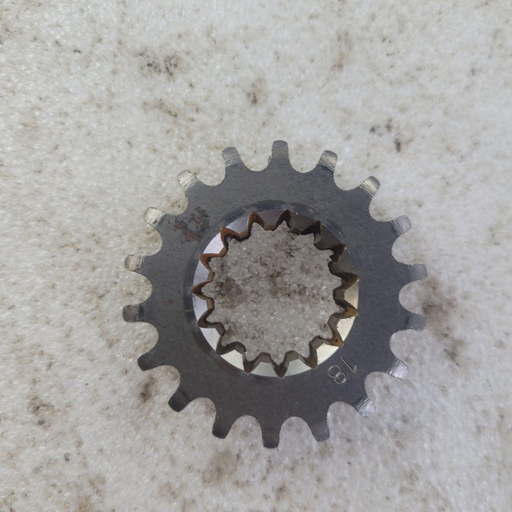 [8GC176829000-001] Sprocket, Chain Drive (19T) UR (8GC176829000-001)