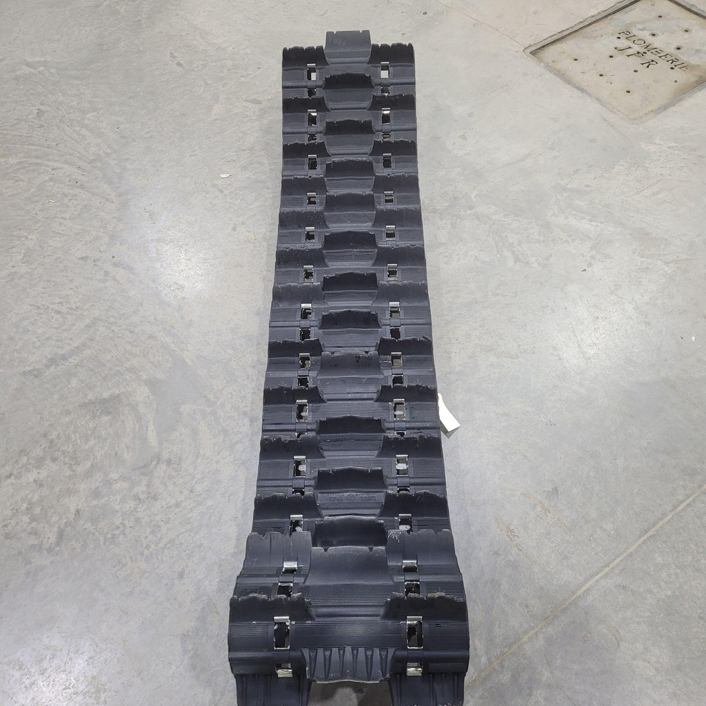 [504153009-001] track ass'y 16" x 154" x 2.50" model 154" rear suspension with upper gear 21 teeth (504153009-001)