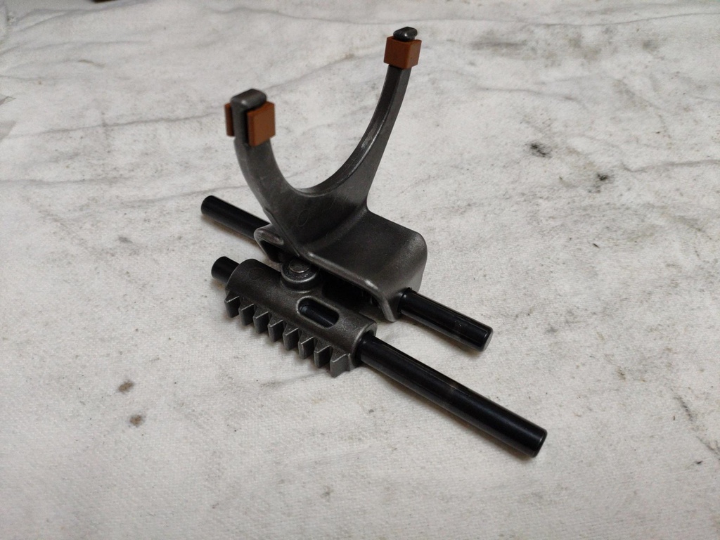 [8JPE85010000-001] fork, shift 1 (8JPE85010000-001)