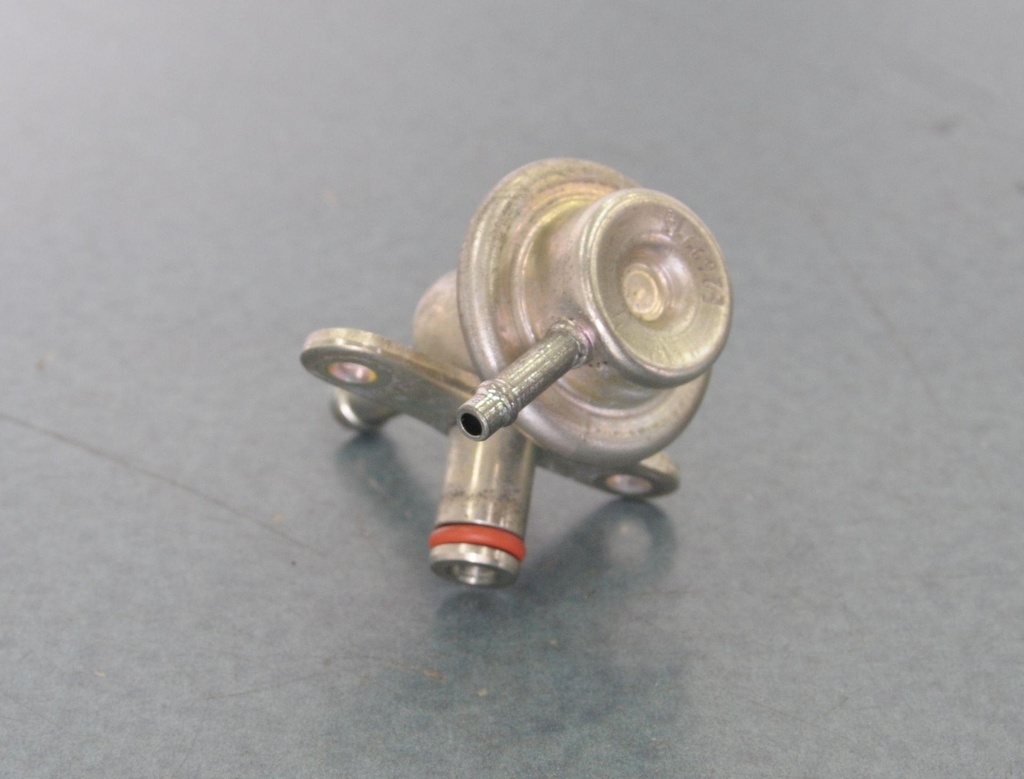[8KJ139060000-001] regulator, pressure (8KJ139060000-001)
