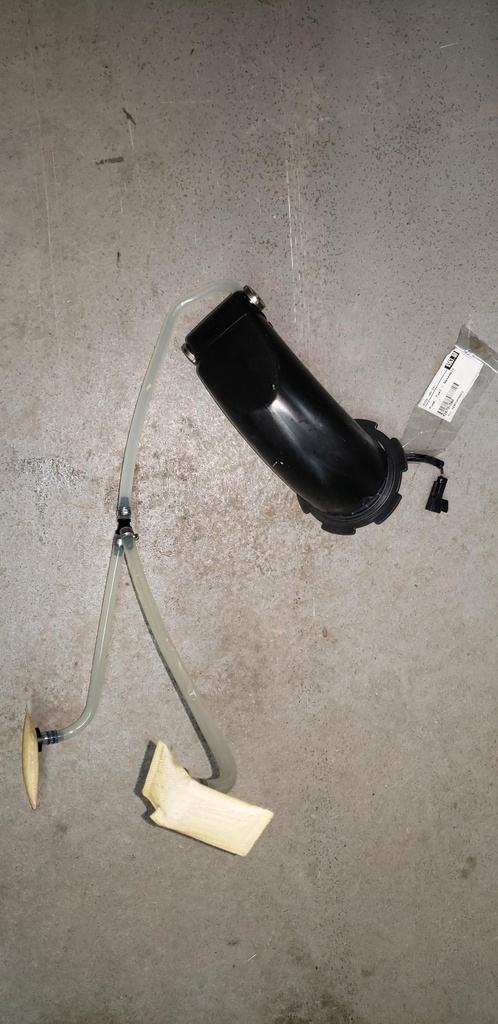 [2670-560-] pump, fuel - assembly (2670-560-)