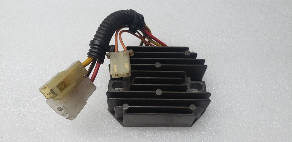 [4012263-001] REGULATOR CAPACITOR (4012263-001)