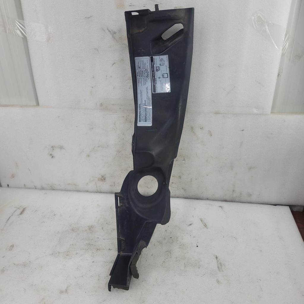 [705002325-001] (new ref. 705006275) lh gas tank cover